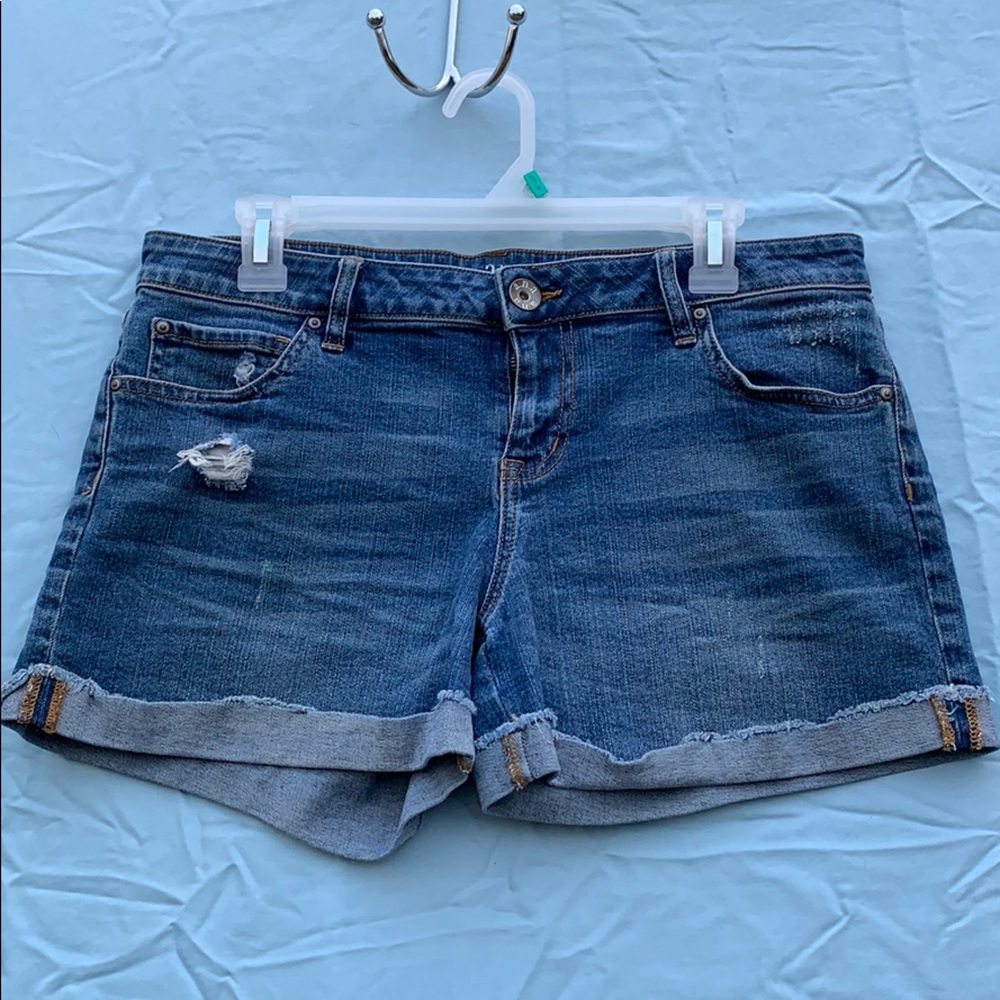 a.n.a. denim shorts Size 10/30